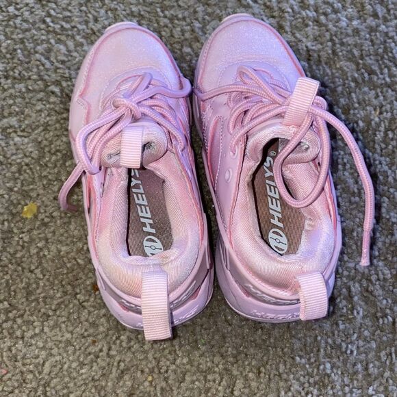 Heelys wheeled pink shoe - Picture 4 of 5